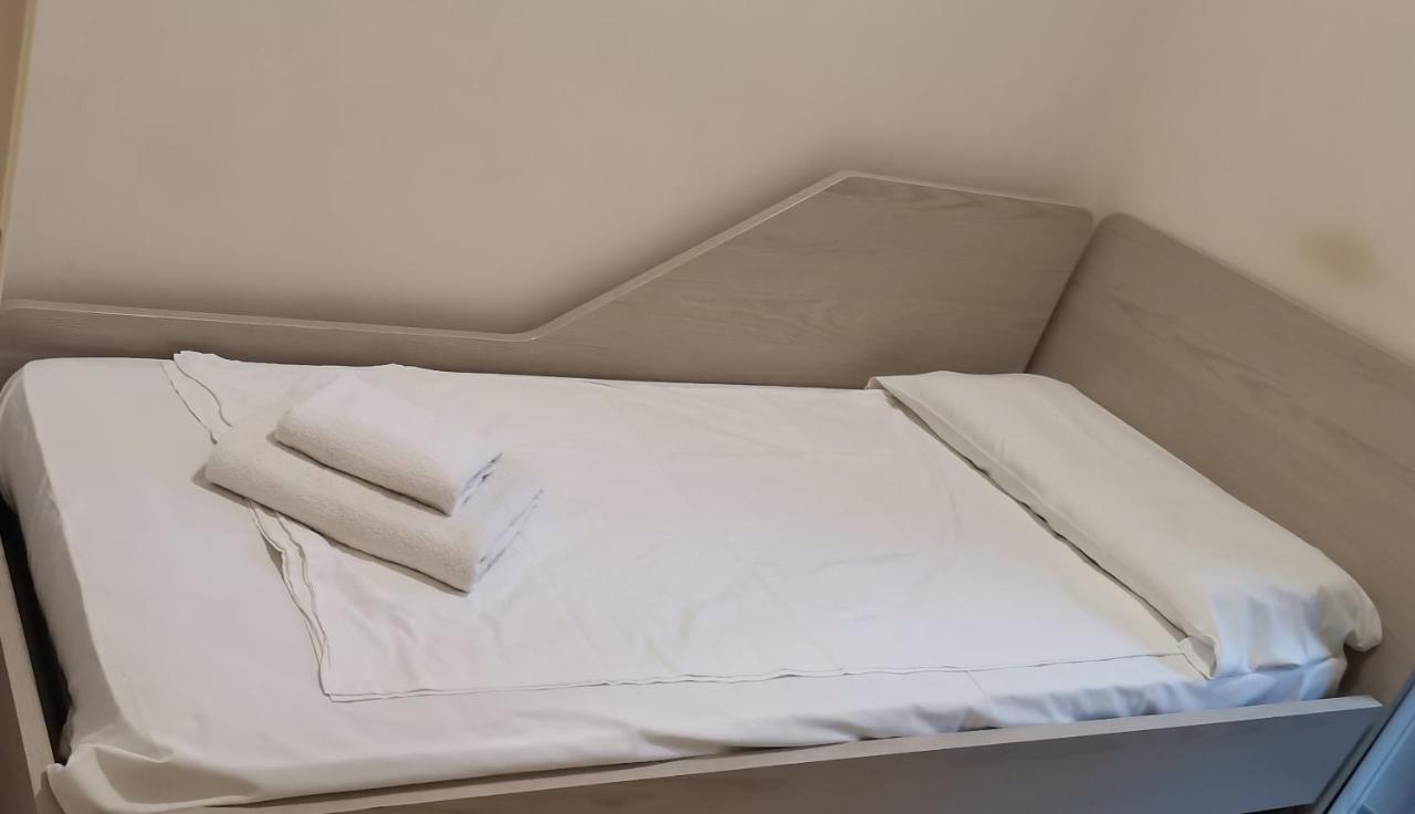 Single Room - Annex