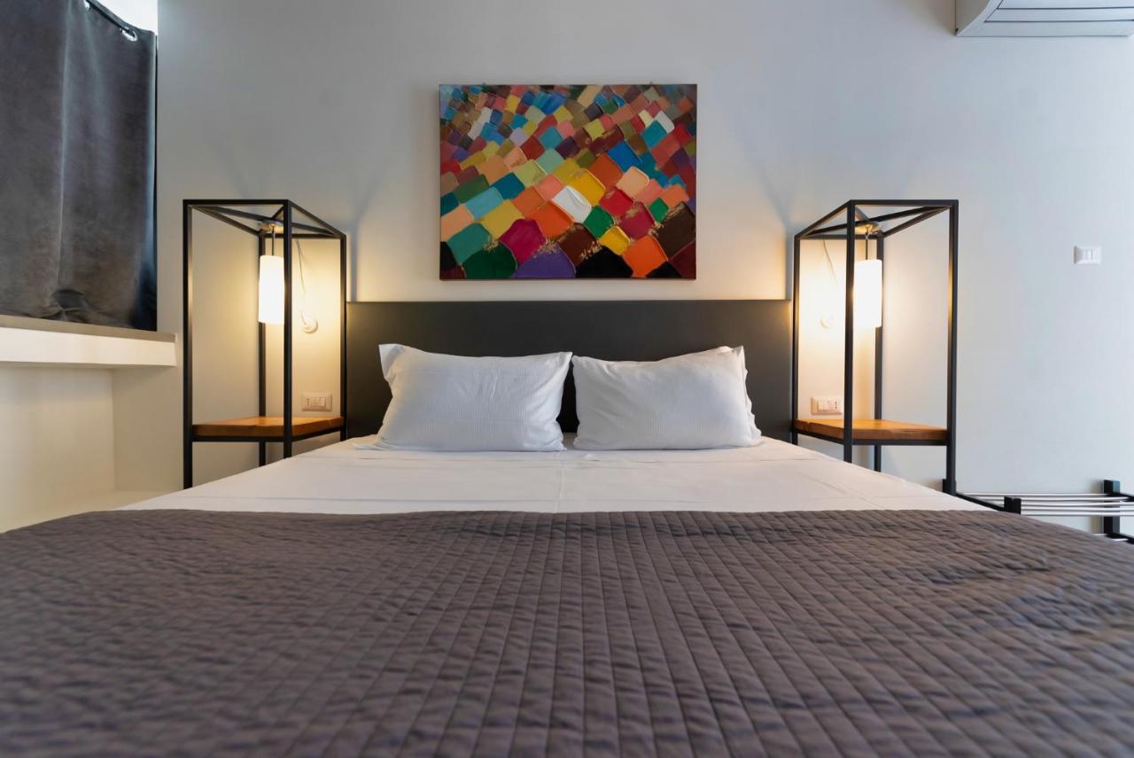 Deluxe Room,1063581958:JPEG