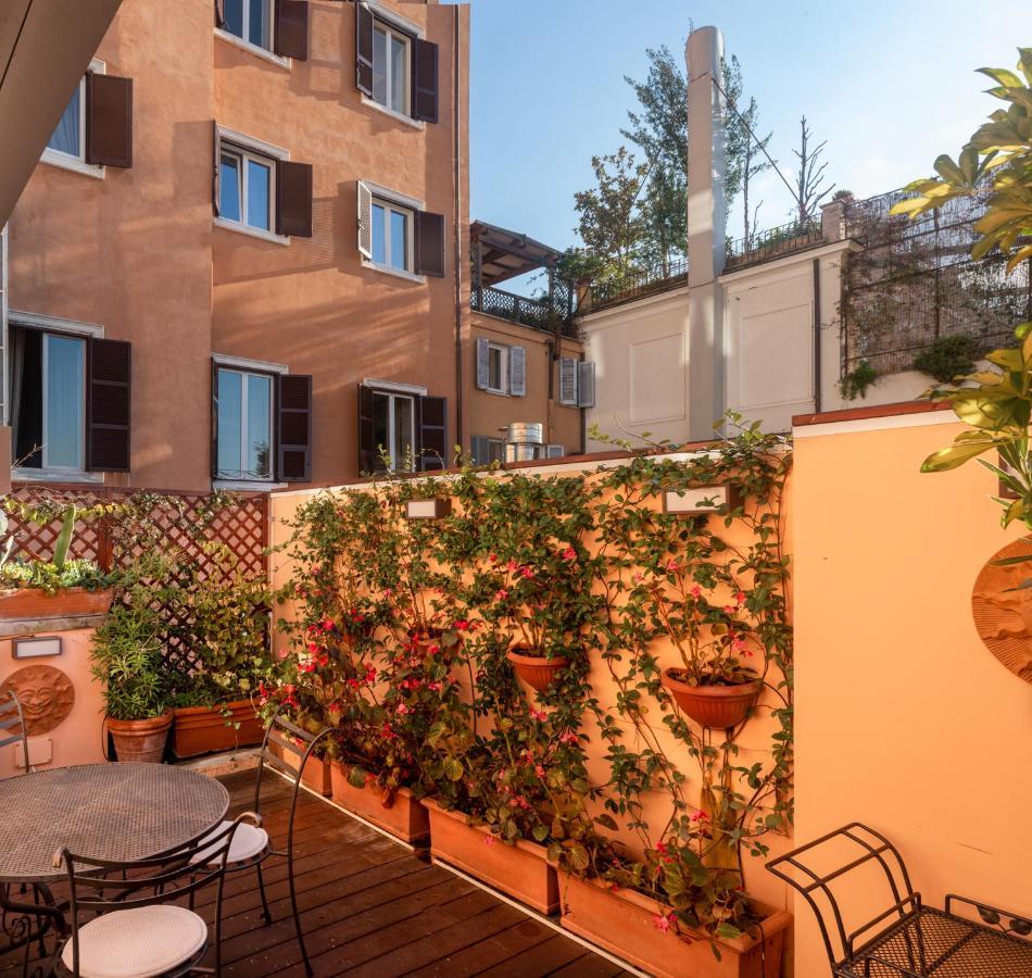 Deluxe Double Room with Terrace