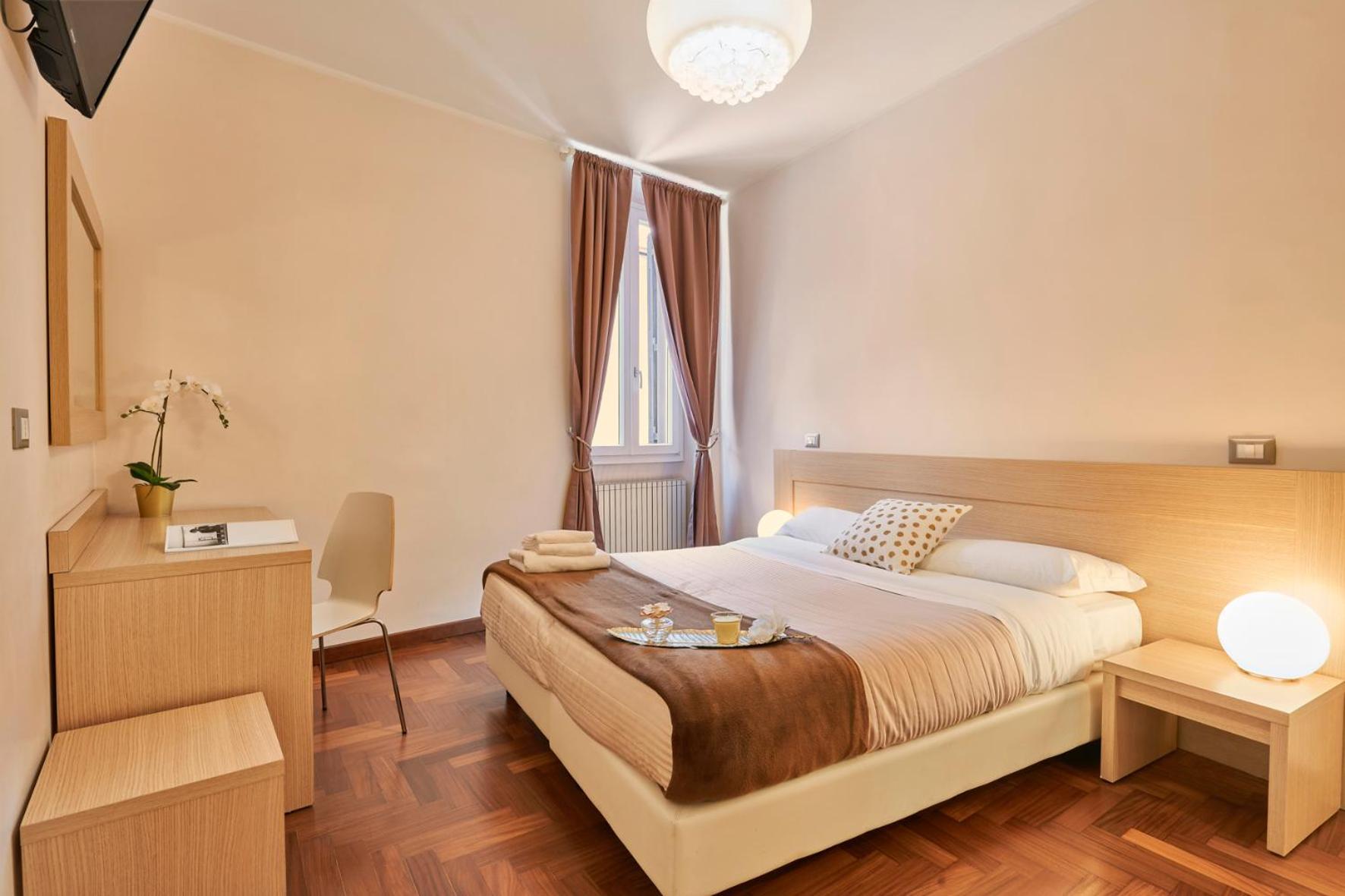 Deluxe Double Room,217423583:JPEG