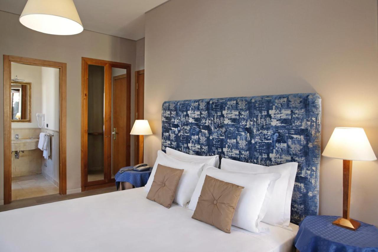 Deluxe Double or Twin Room with Balcony