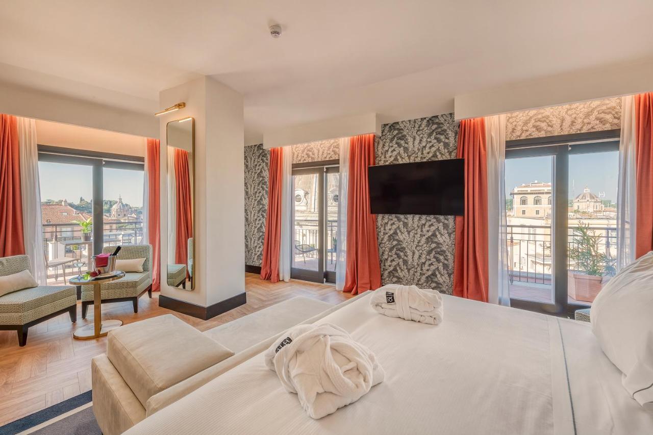 Panoramic Junior Suite with Terrace