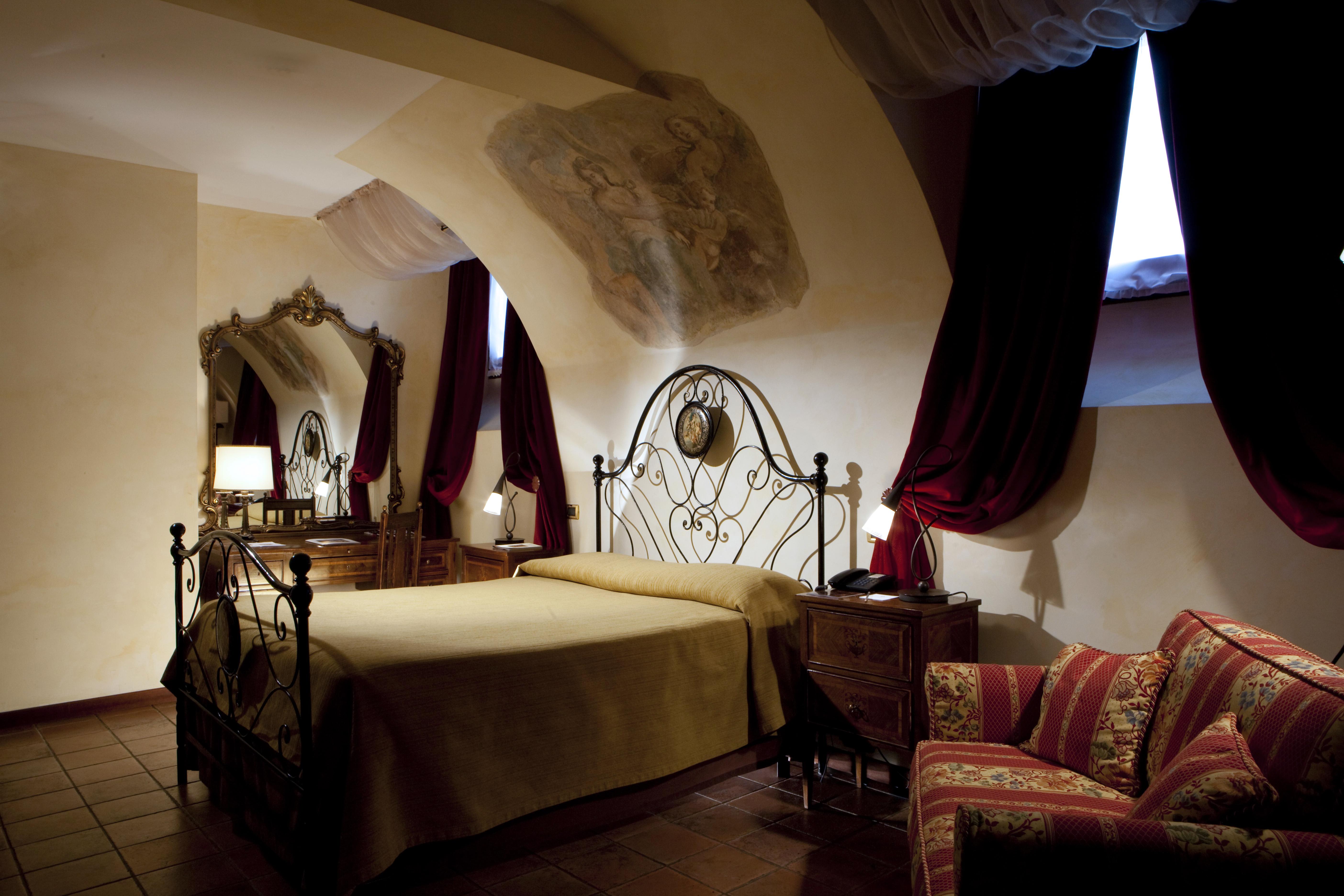 Classic Double or Twin Room