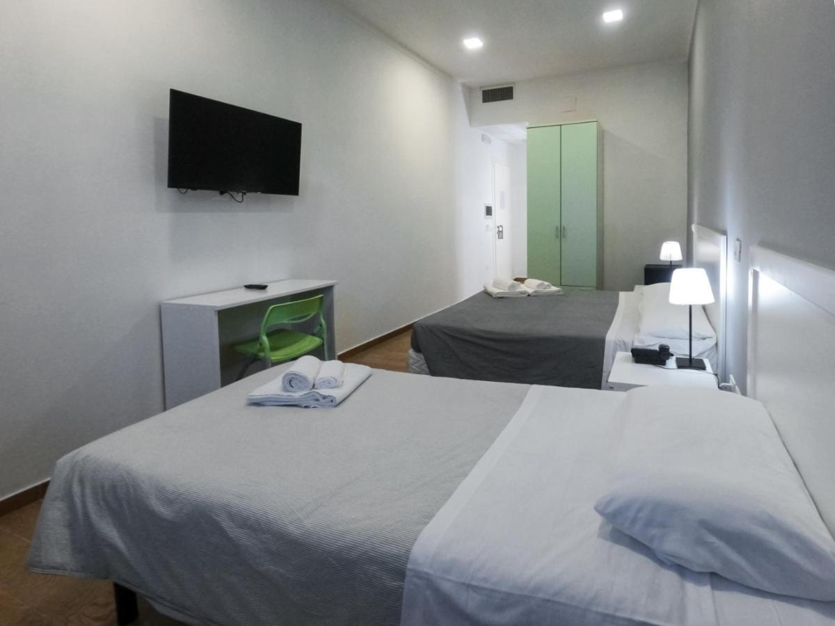 Triple Room with Private Bathroom