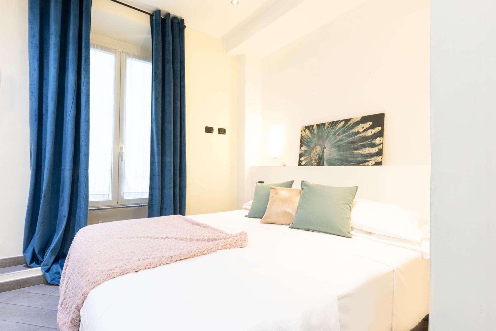 Small Double or Twin Room,1245257725:JPEG