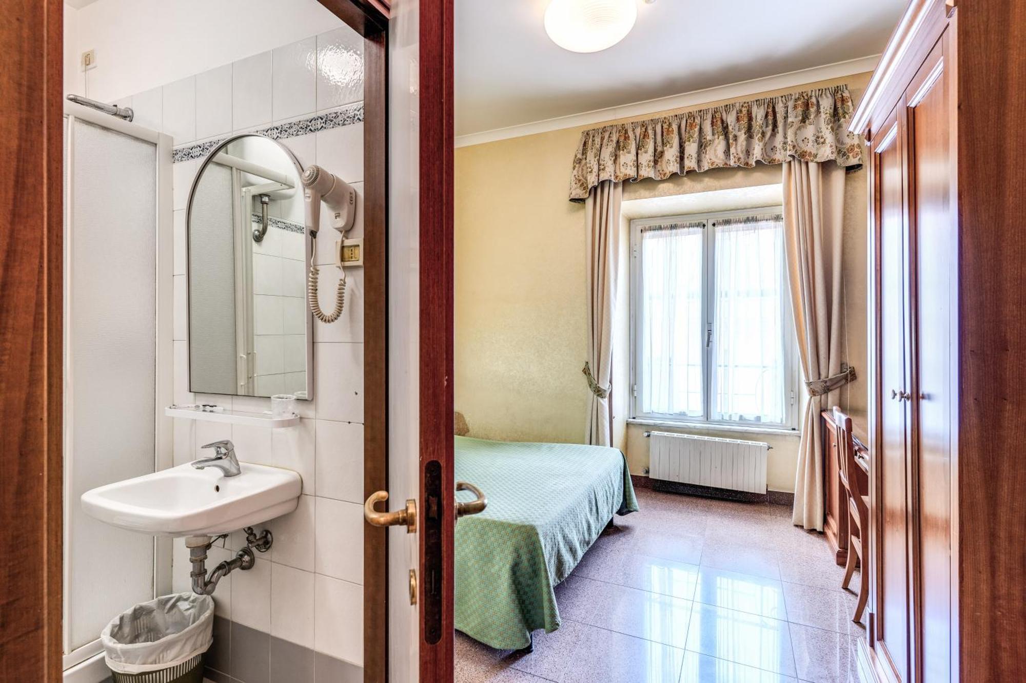 Small Double Room