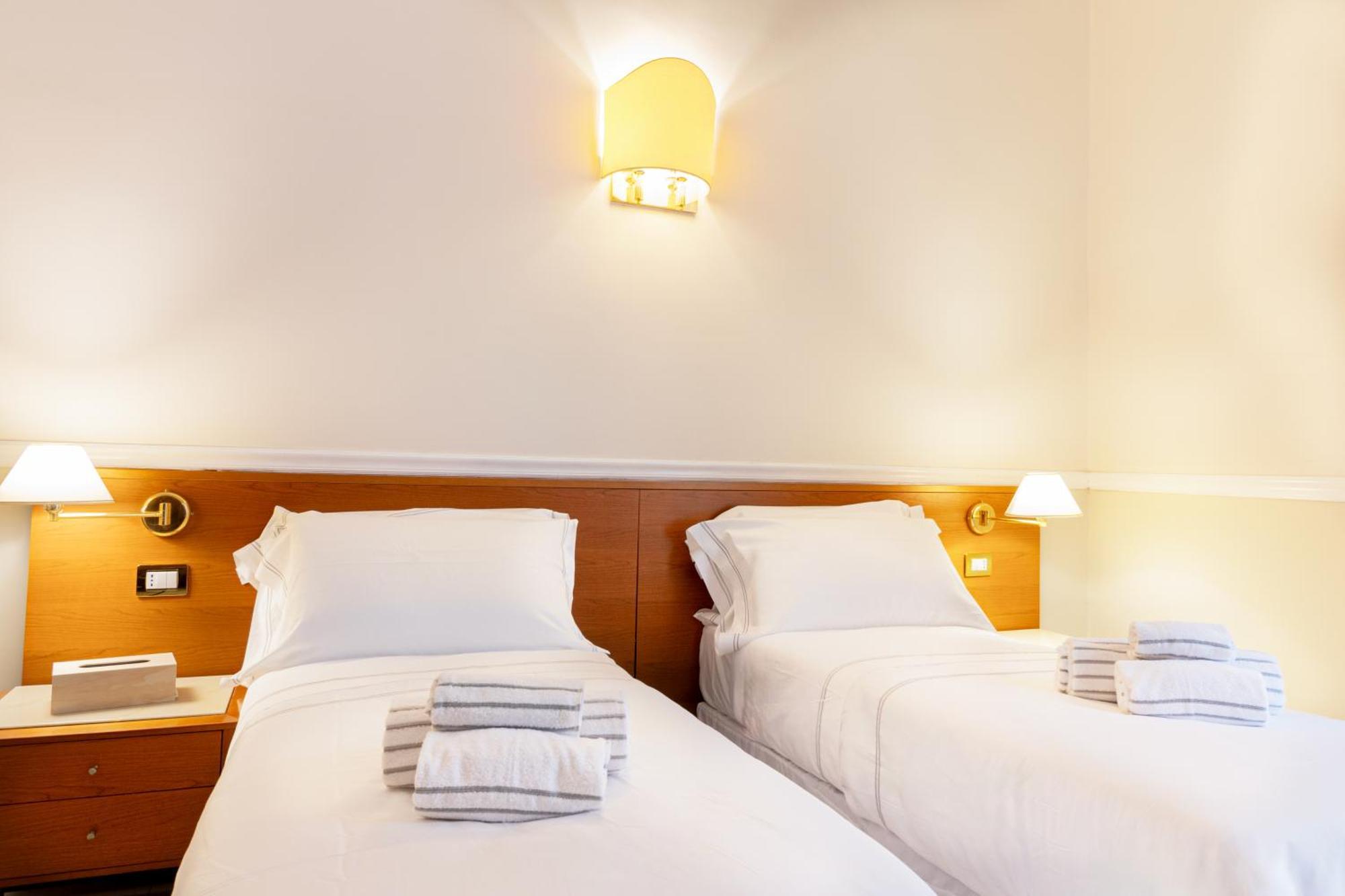 Standard Double Room,1583454119:JPEG