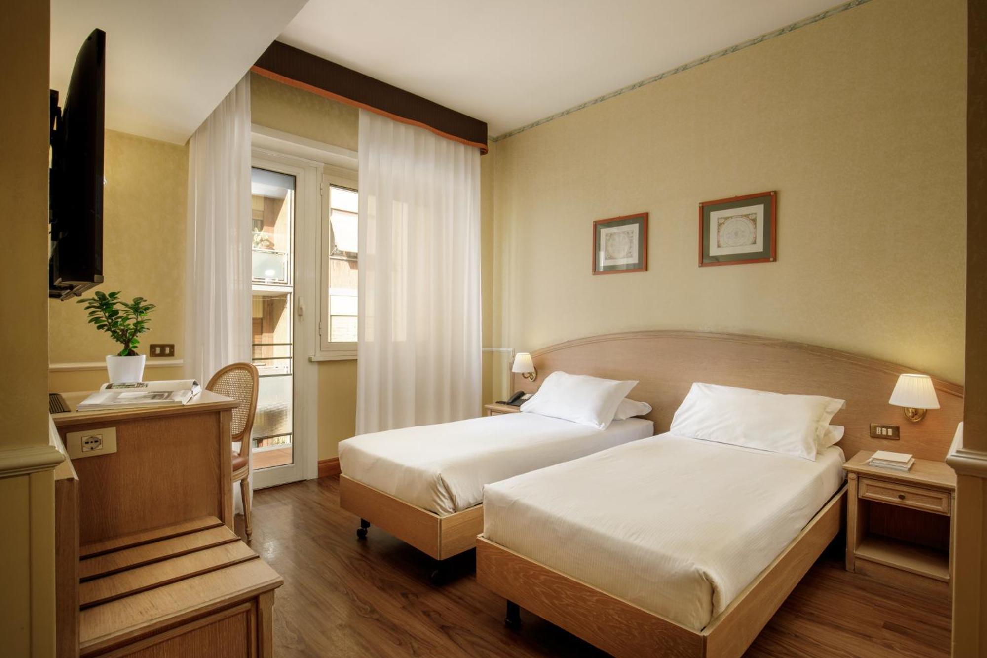 Twin Room,1645647425:JPEG