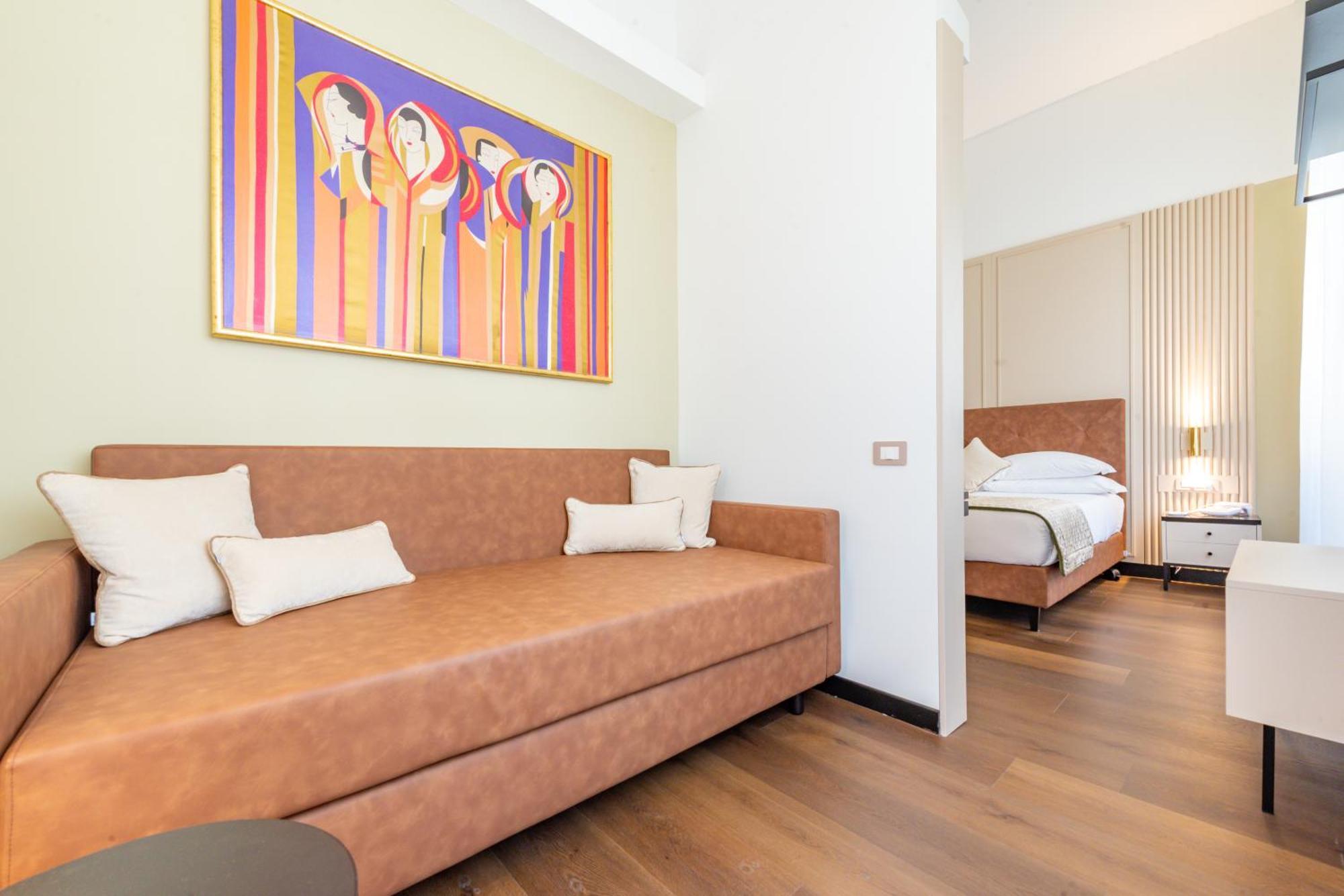 Junior King Suite with Sofa Bed