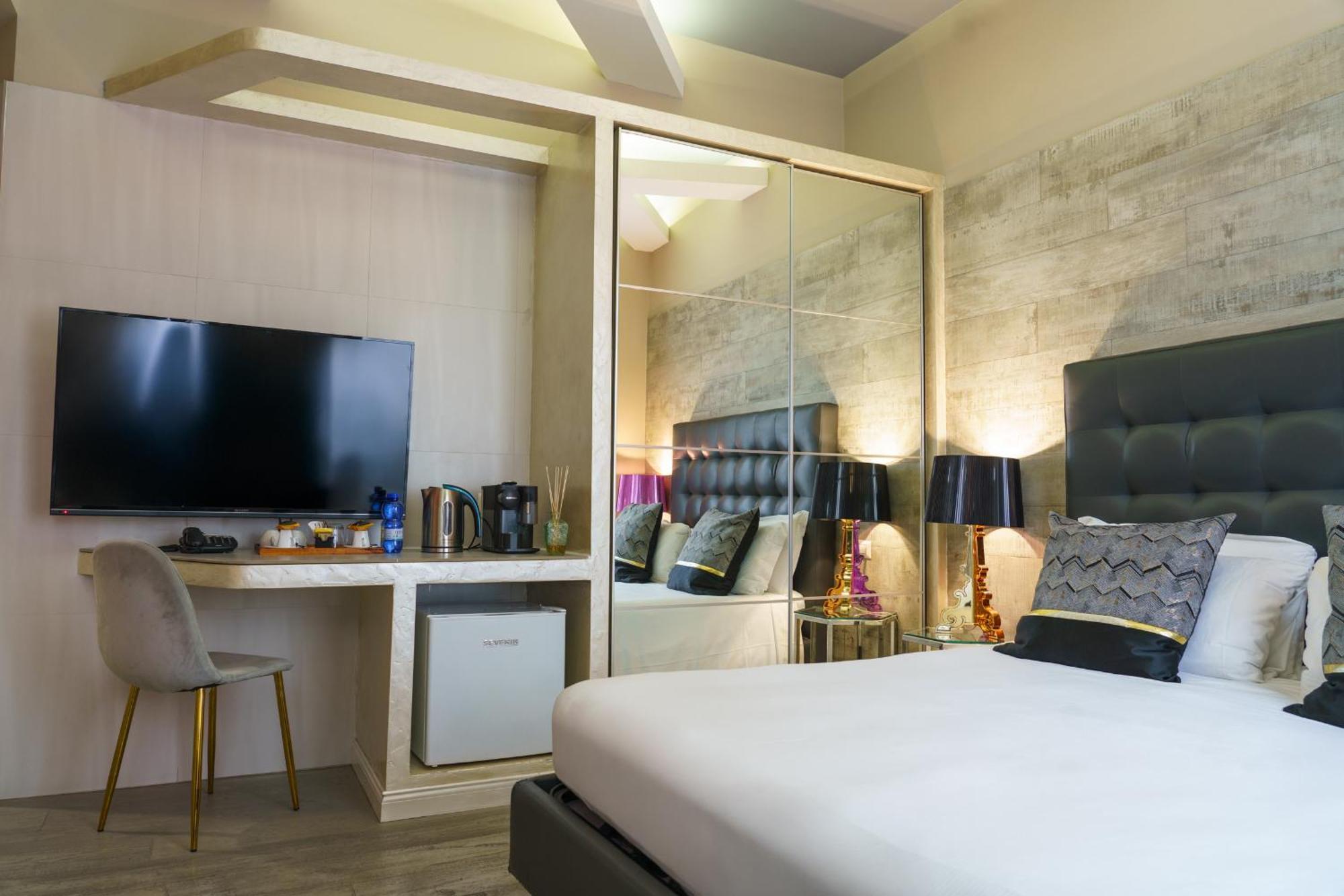 Deluxe Suite