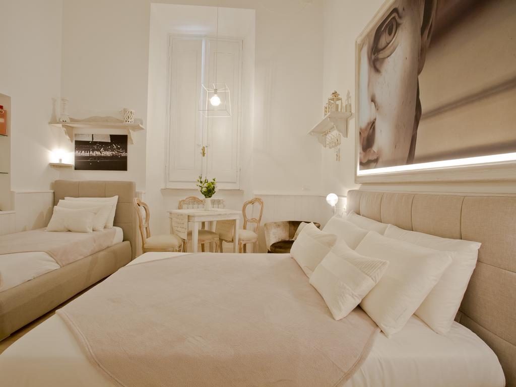 Triple Room with City View