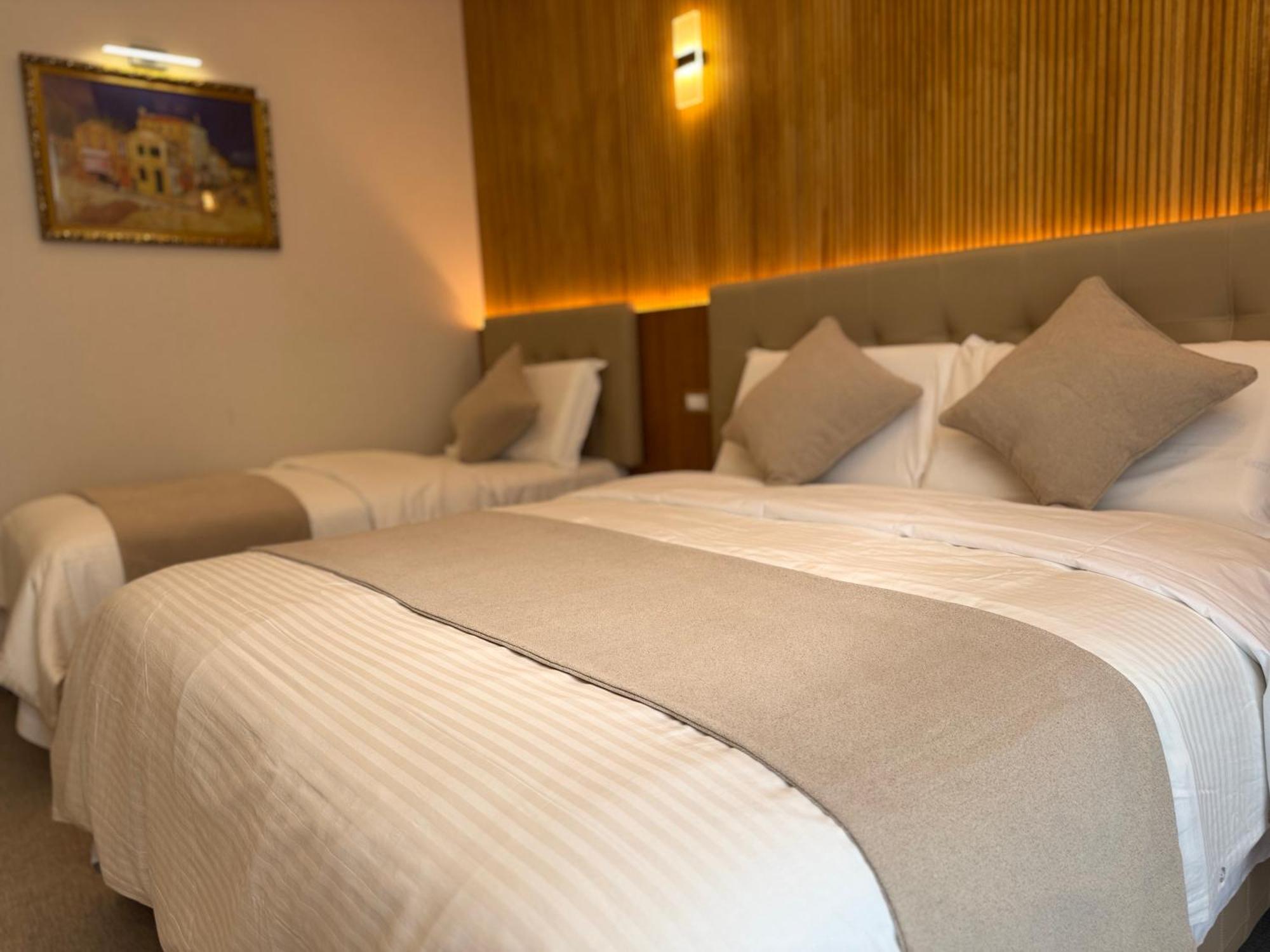 Triple Room with Private Bathroom