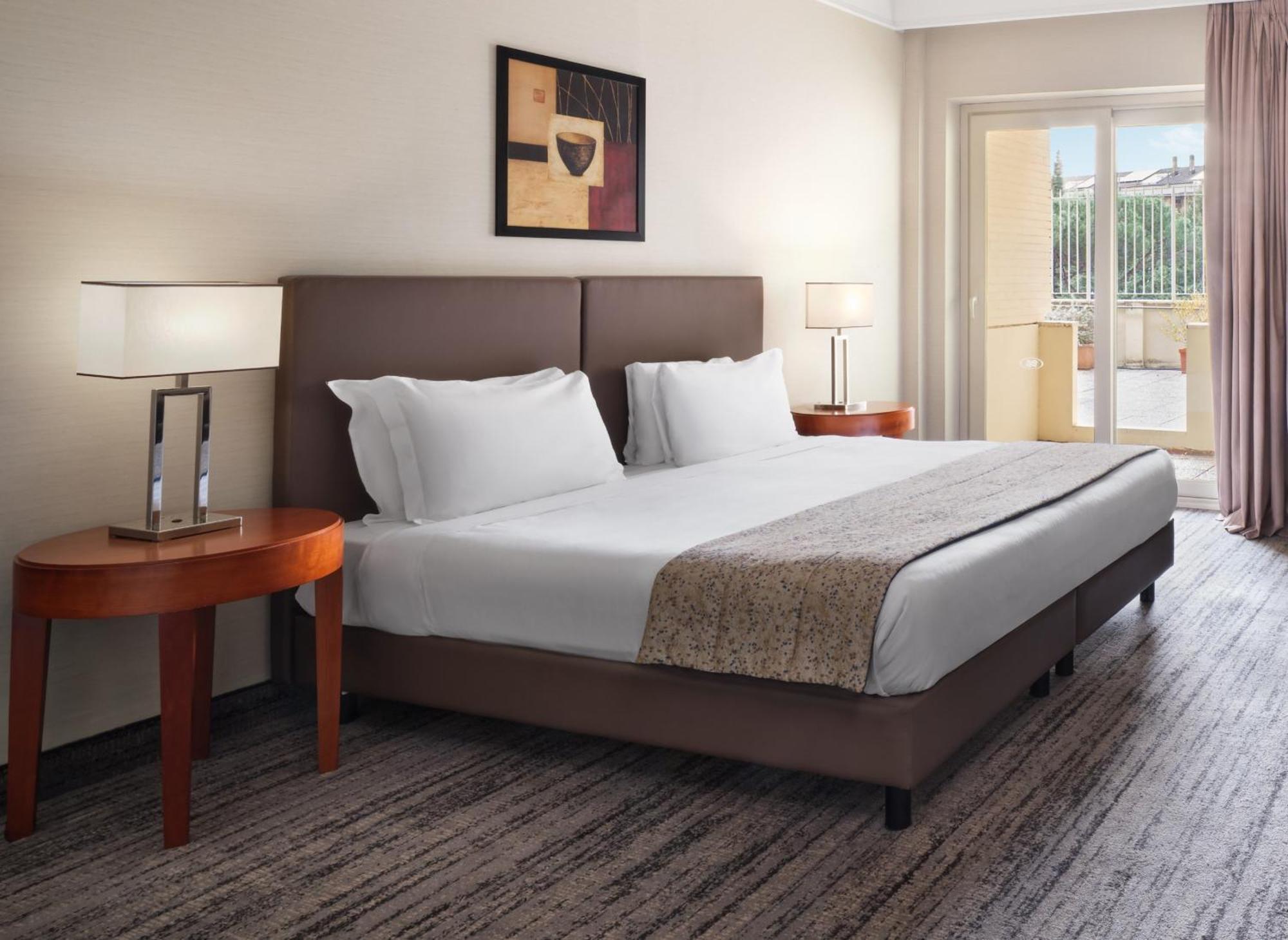 Junior King Suite with Two Twin Beds