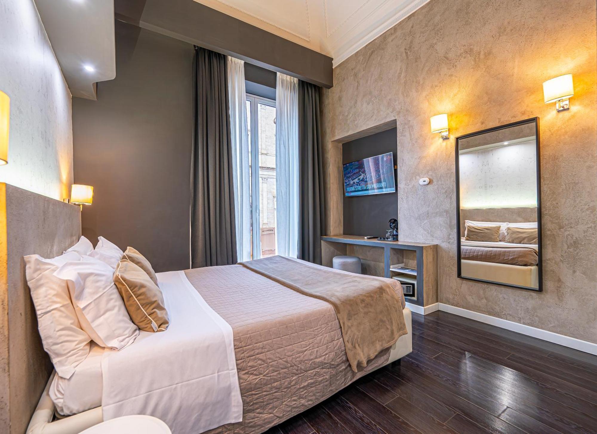 Luxury Double Room with Balcony