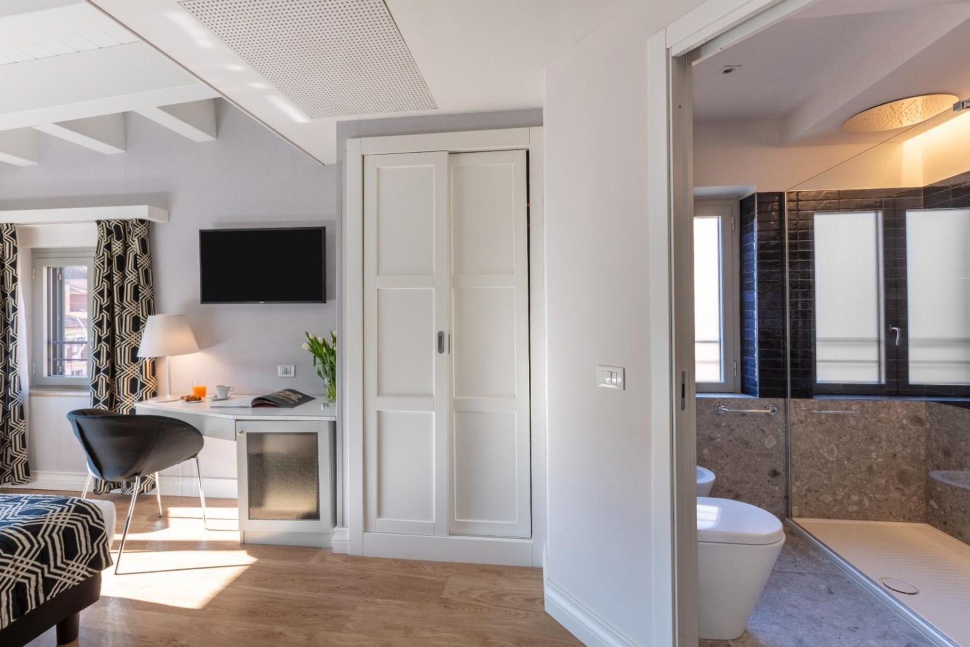 Superior Double or Twin Room with City View
