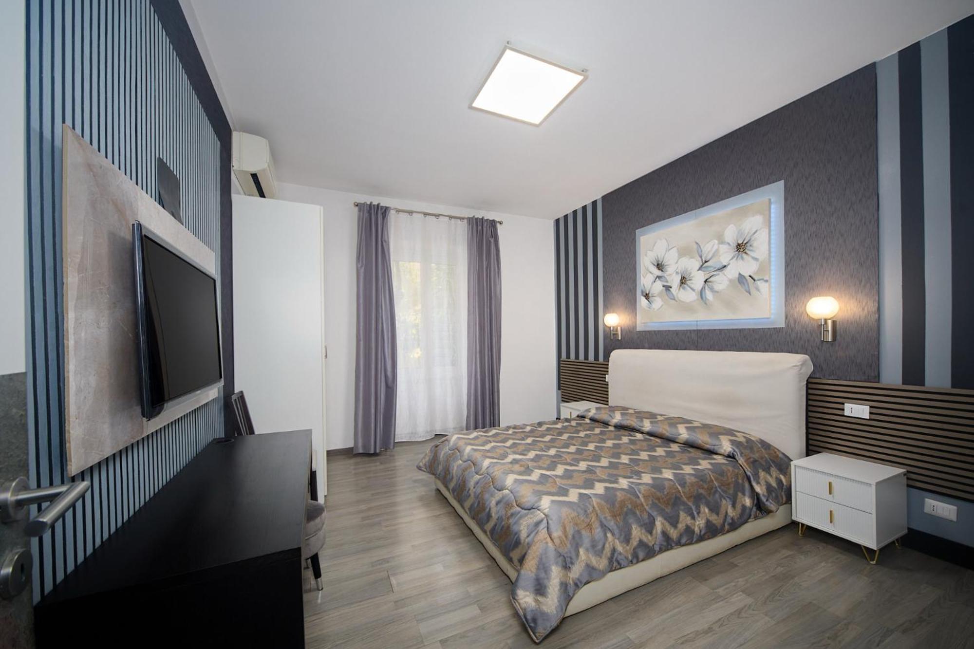 Double Room,1758406539:JPEG