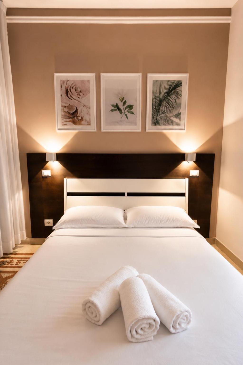 Economy Triple Room with Shared Bathroom