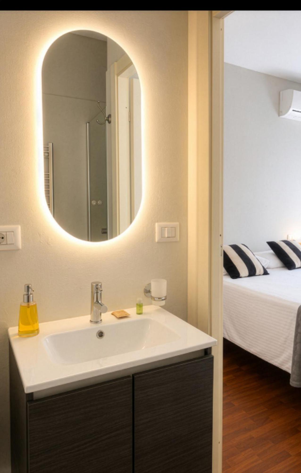 Small Single Room