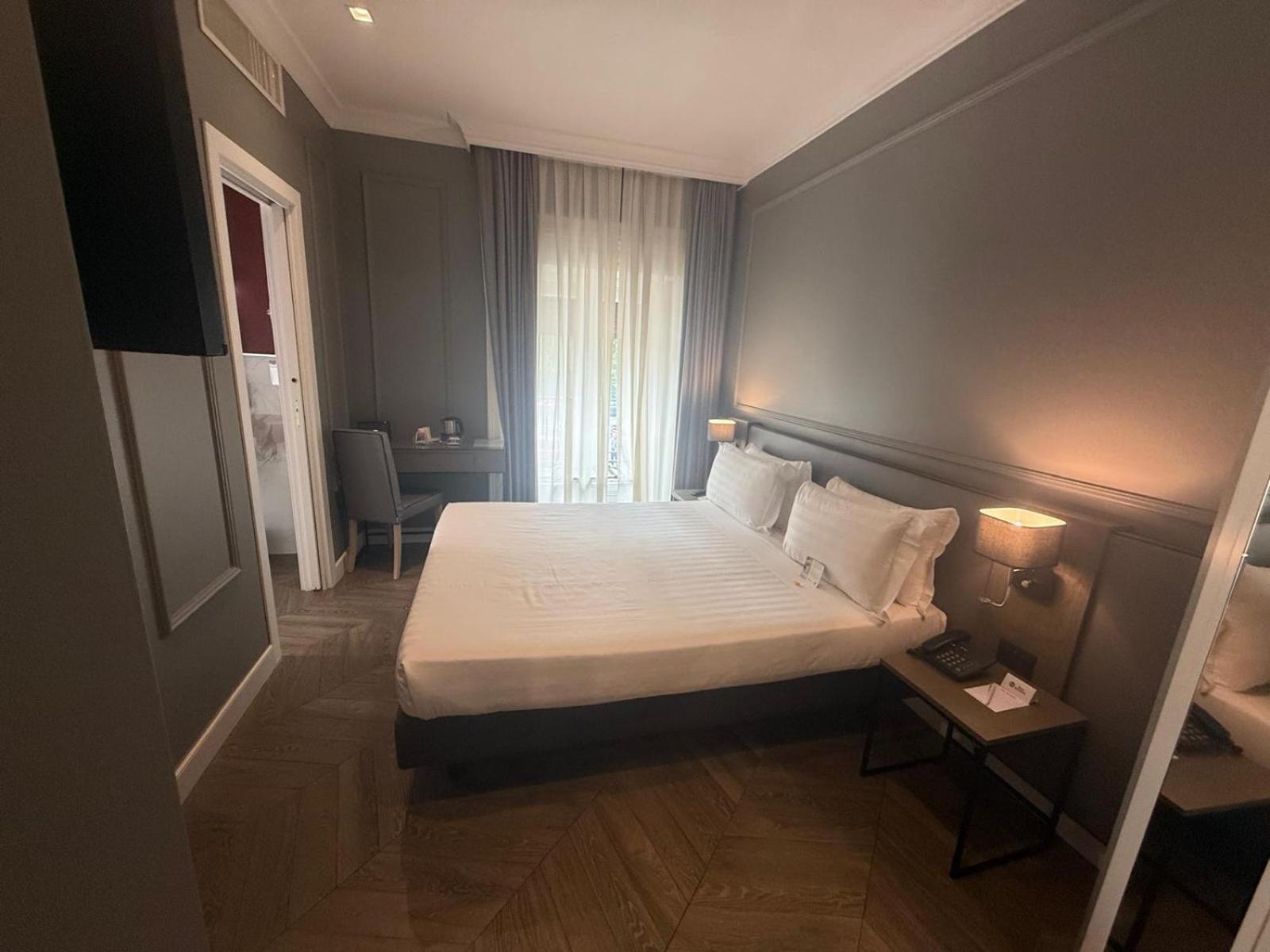 Superior Queen Room