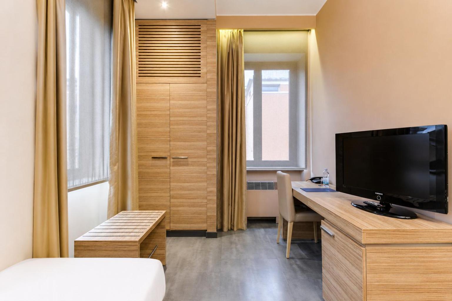 Compact Room