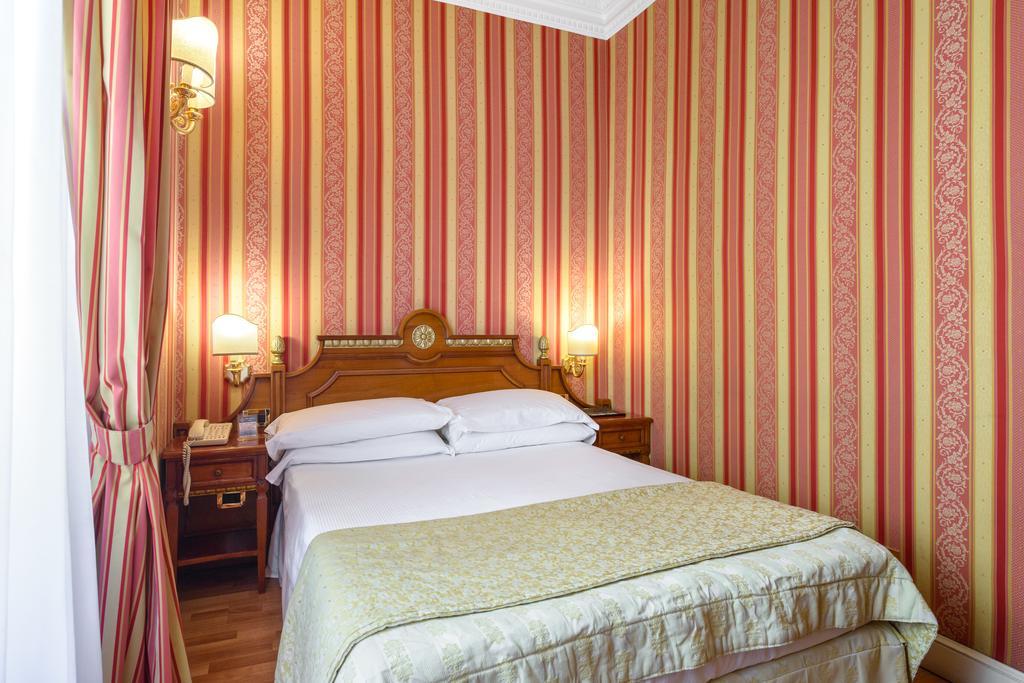 Double Room - Single Use