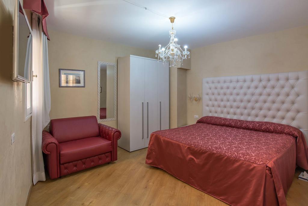 Apartment,405128856:JPEG