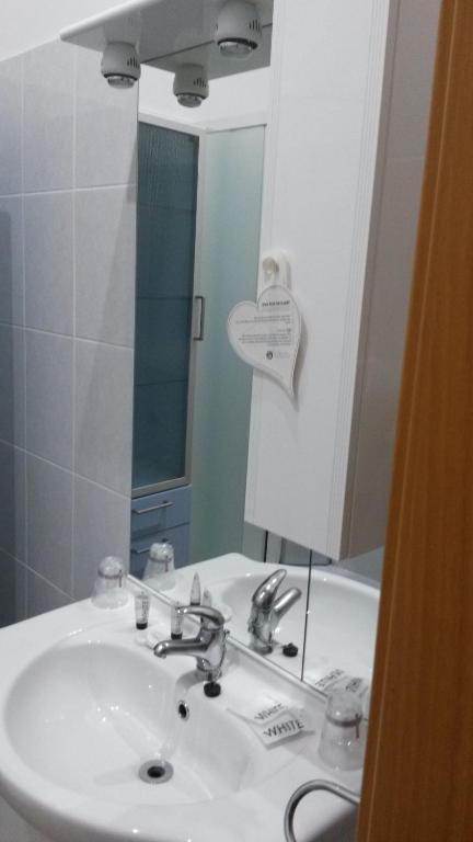 Double or Twin Room,997504419:JPEG