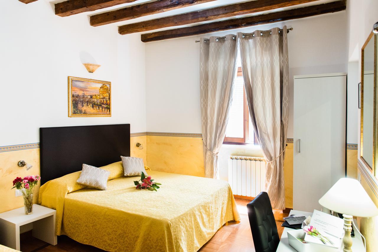 Standard Triple Room,572144040:JPEG