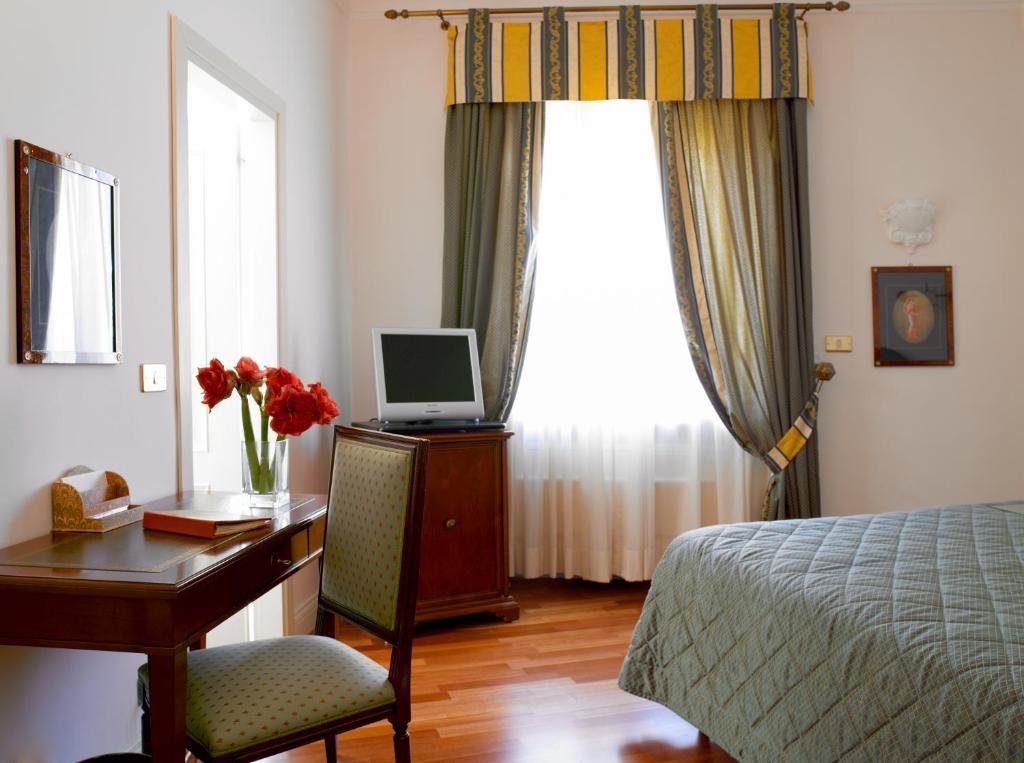 Classic Double or Twin Room