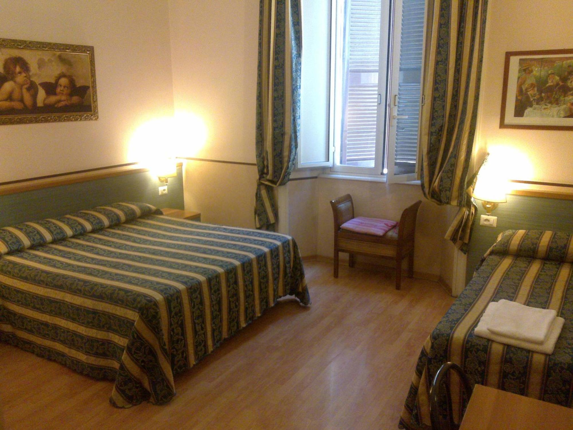Triple Room