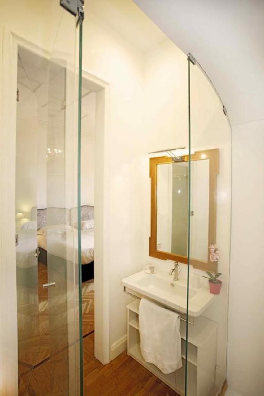 Classic Double Room with Balcony