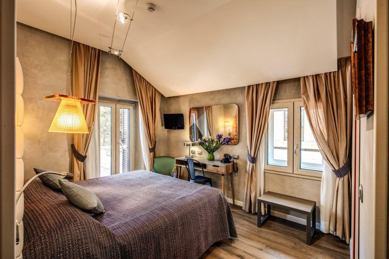 Double or Twin Room with City View