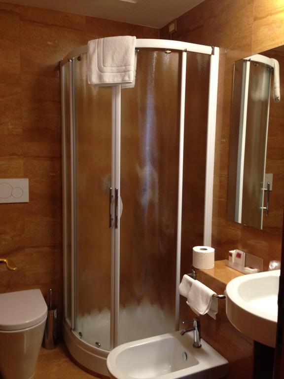 Triple Room,190037731:JPEG