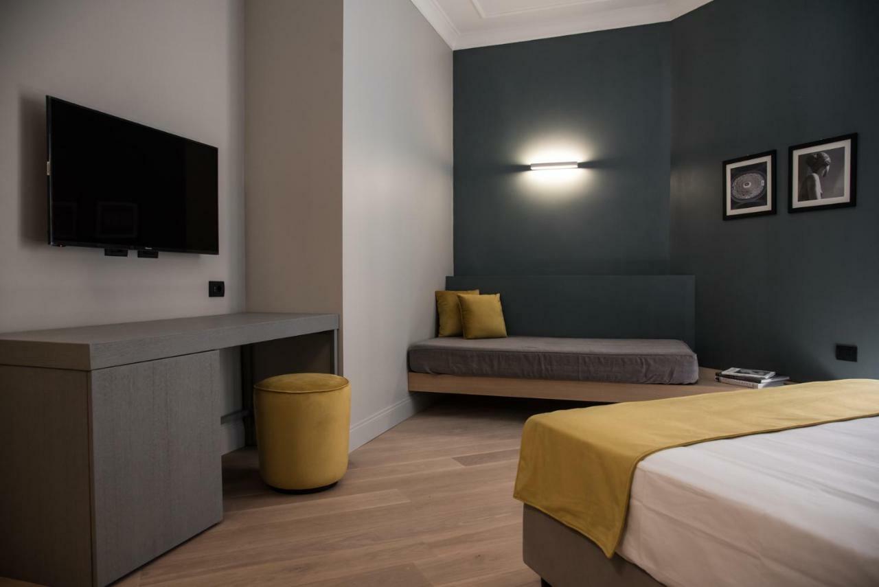 Deluxe Double Room with Extra Bed