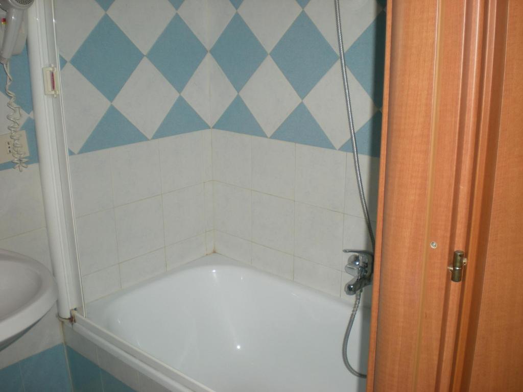 Double or Twin Room,159066540:JPEG