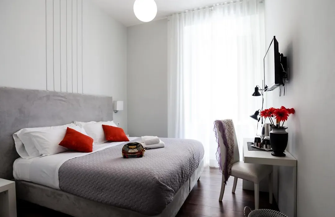 Eighty Four Rooms-1