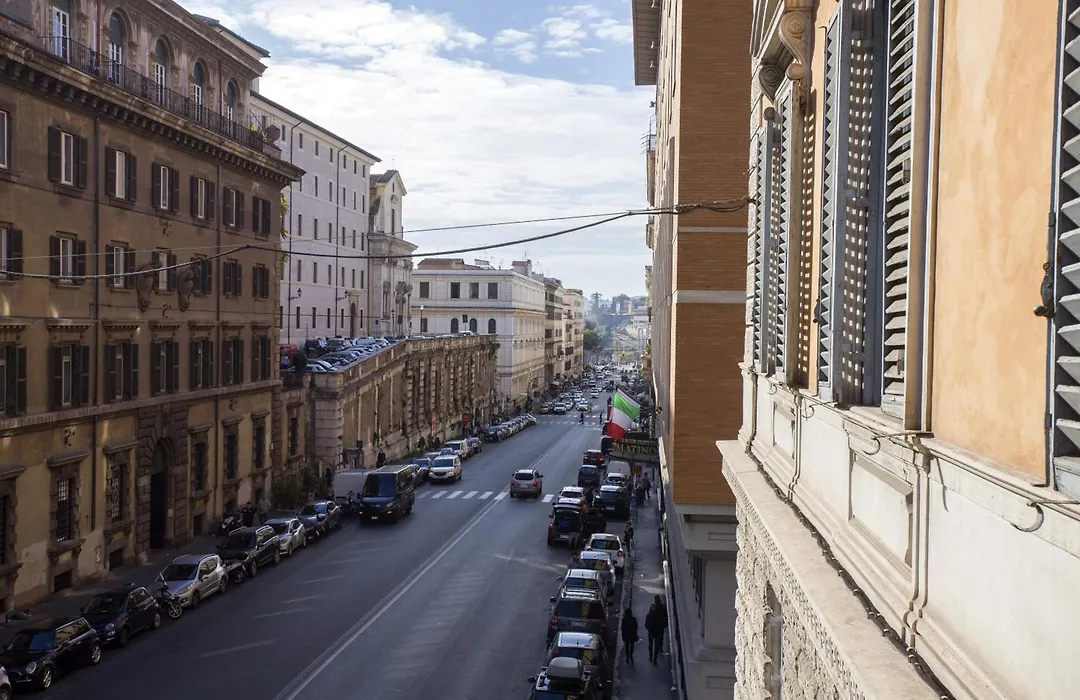 Colosseo Prestige Rooms-1