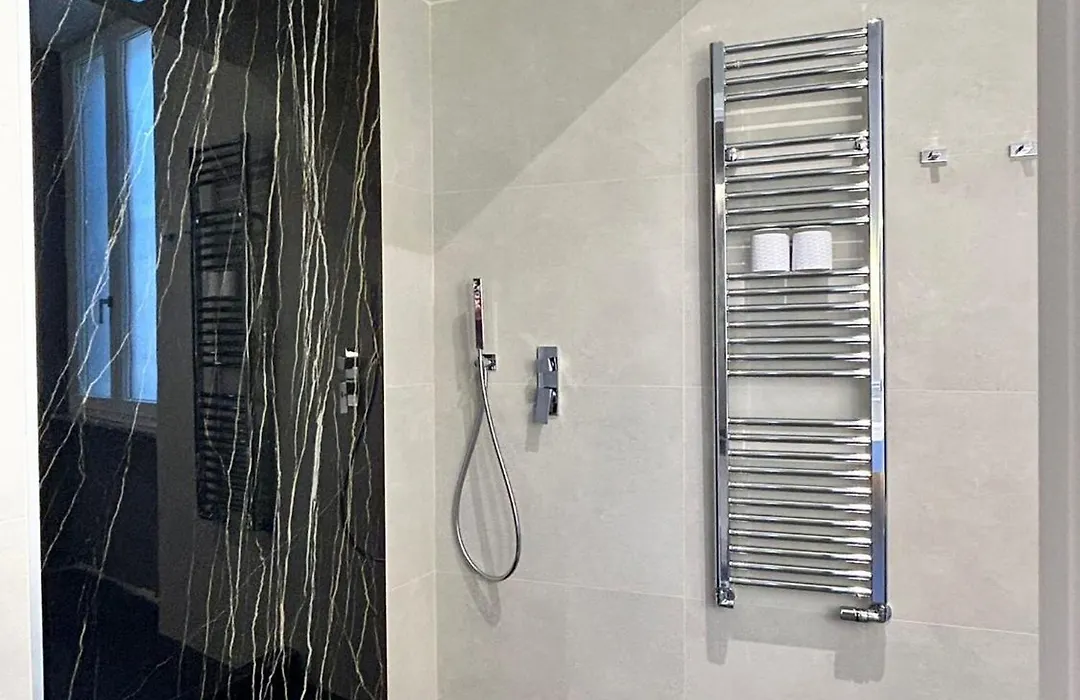 Private Luxury Suites-1