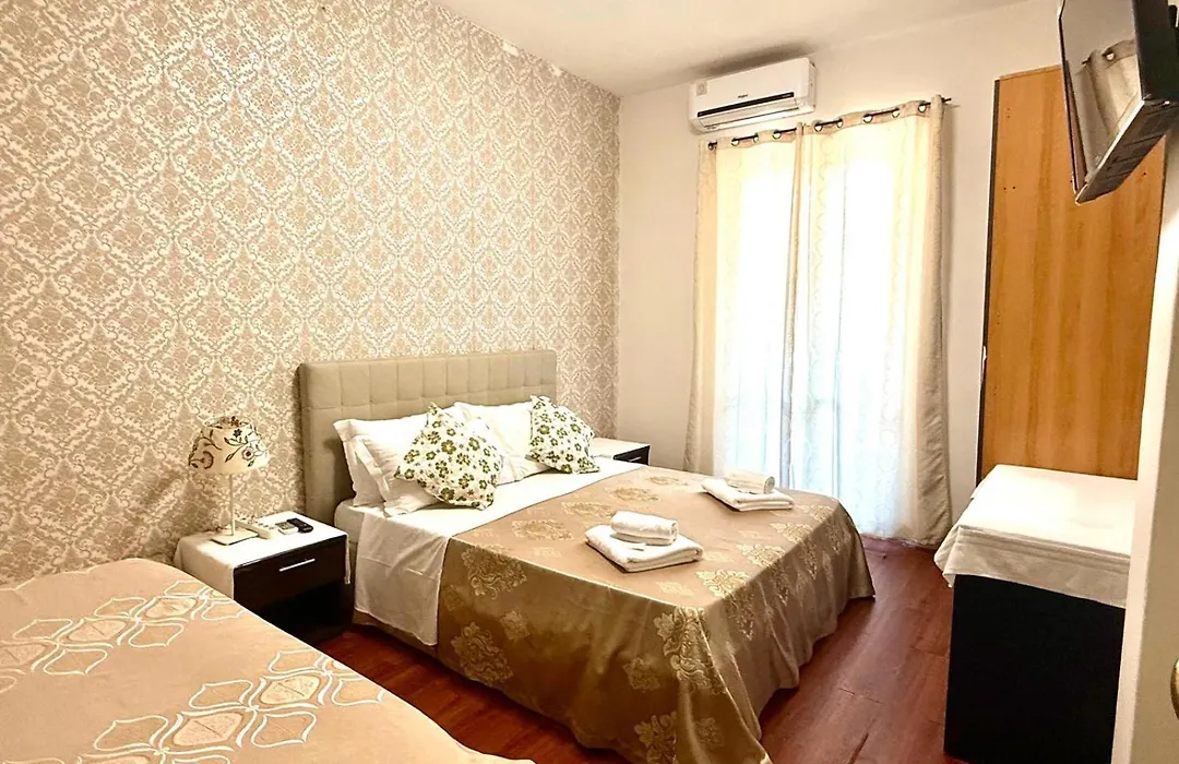 Green Guesthouse-1