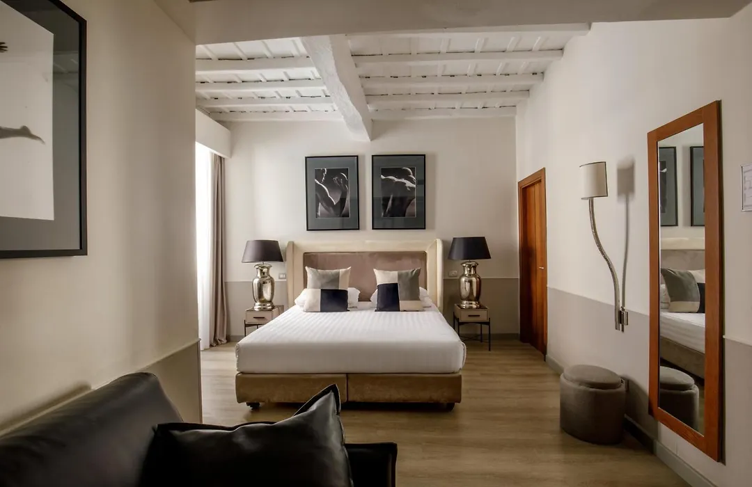 Condotti Palace-1