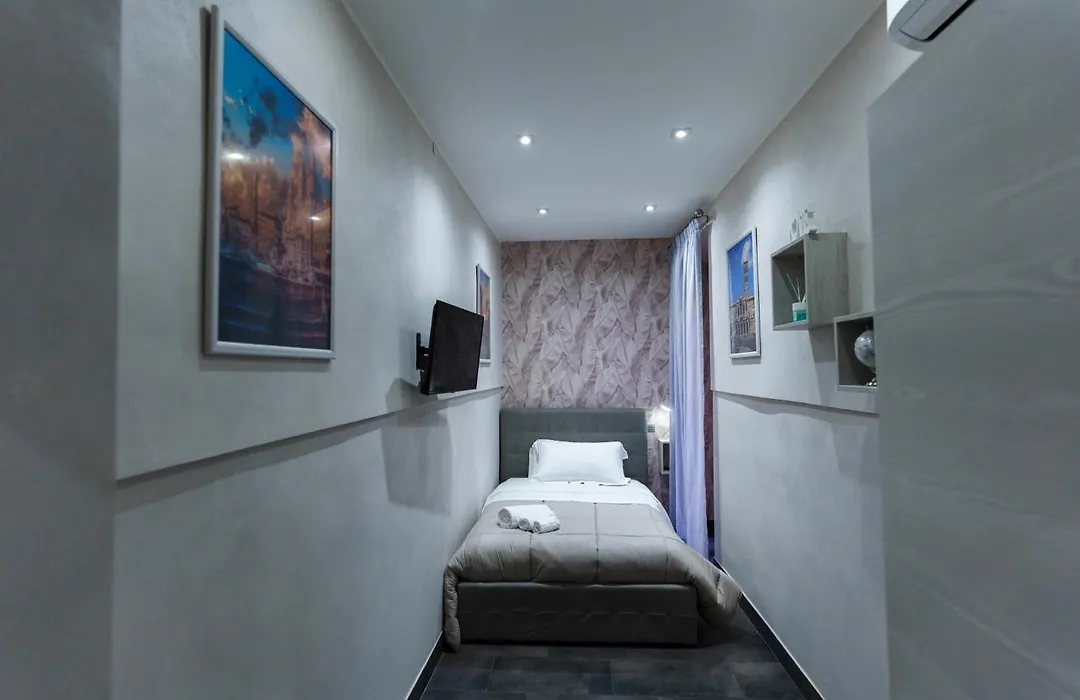 Julia Luxury Suite Rome-1