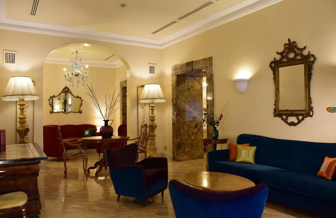 Hotel Lancelot-1
