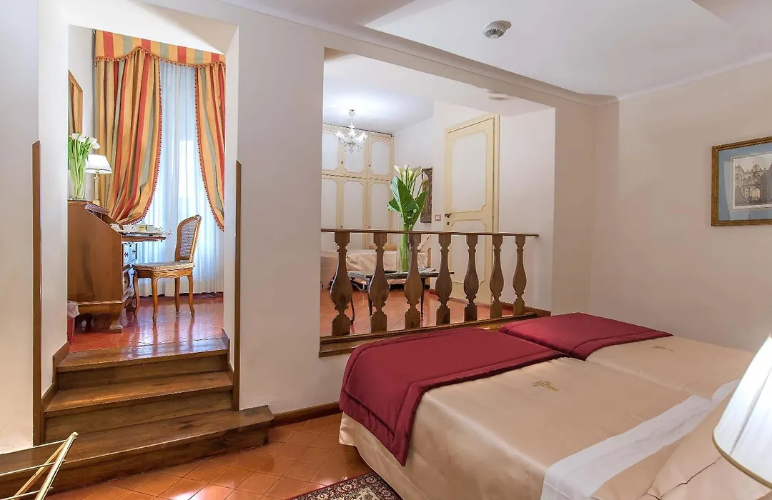 Hotel Forum-1