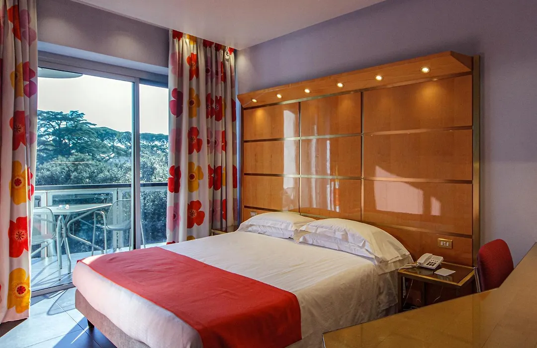 Albani Hotel Roma-1