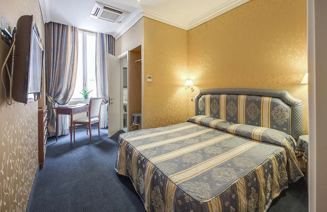 939 Hotel-1