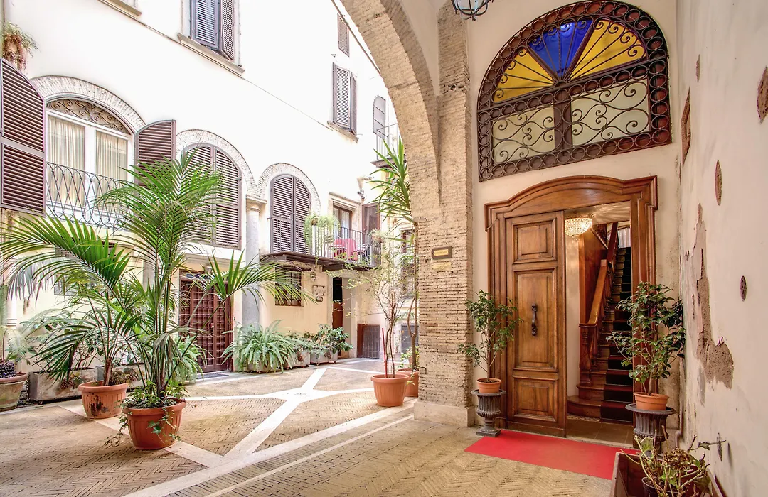 Navona Gallery Suites-1
