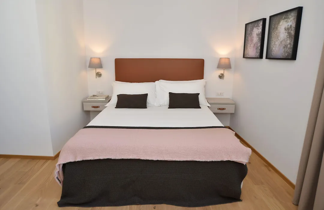 Giuturna Boutique Hotel-1