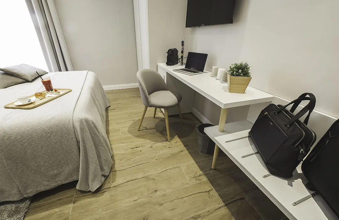 Colonna Luxury Suites-1