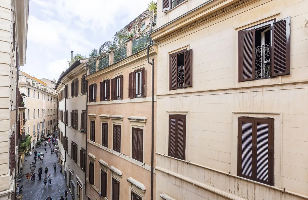 Giubbonari Suites-1