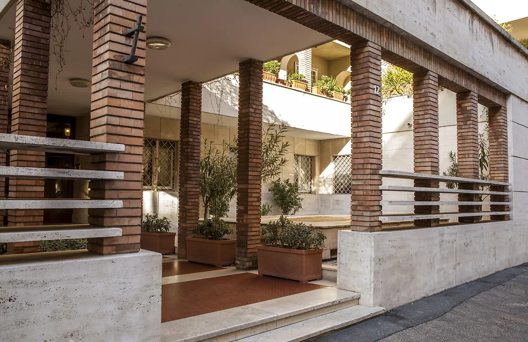Un Attimo A Roma B&B-1